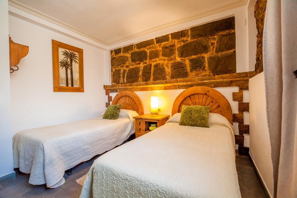 El Asturiano Hotel Tarifa Bagian luar foto